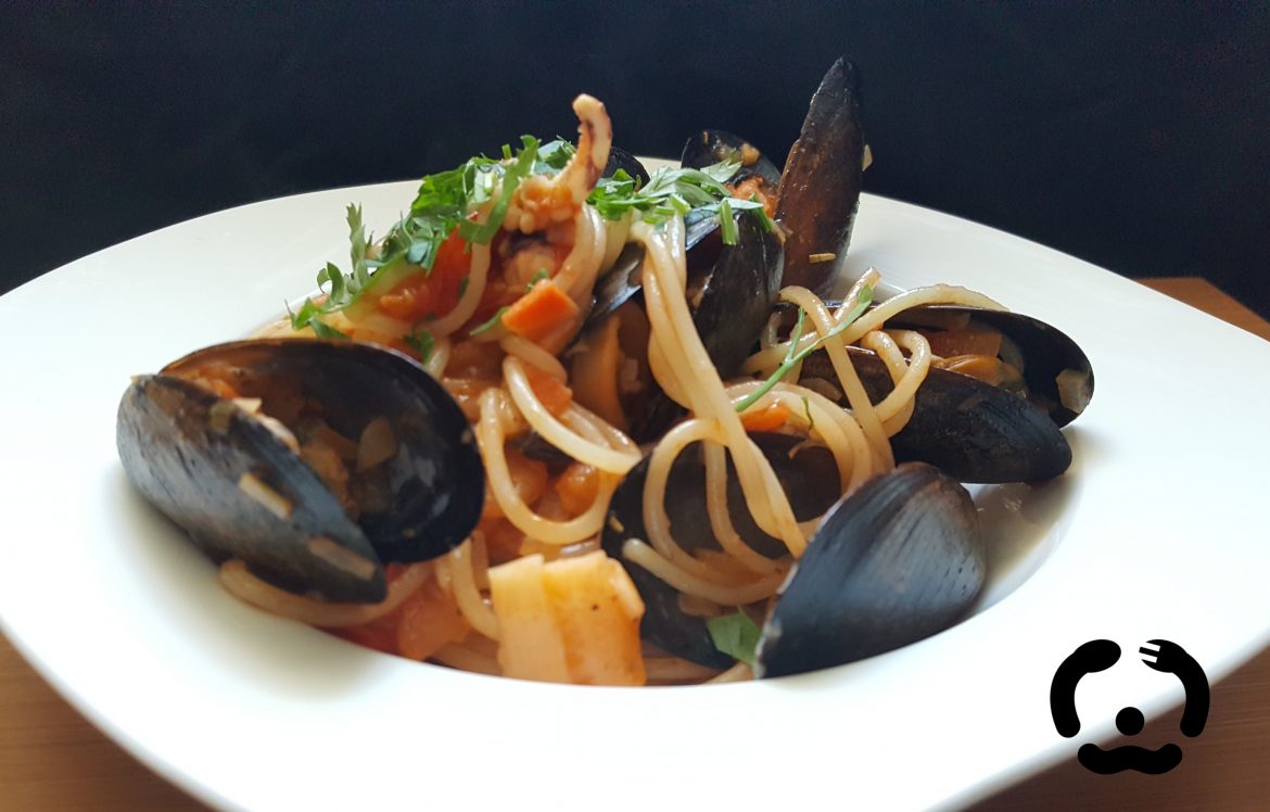 Spaghete cu fructe de mare